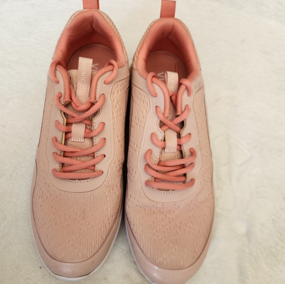 Vionic Womens Agile Jojo Peach Running Shoes‎ Size 9 - Picture 3 of 8
